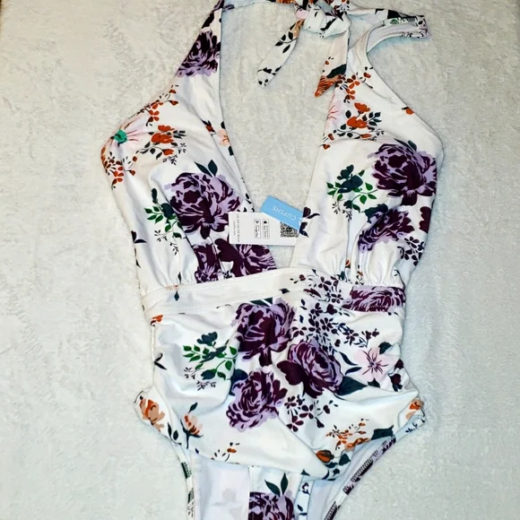 Cupshe NWT Rose Garden Wrap one Piece Swimsuit Sz M - Picture 1 of 4